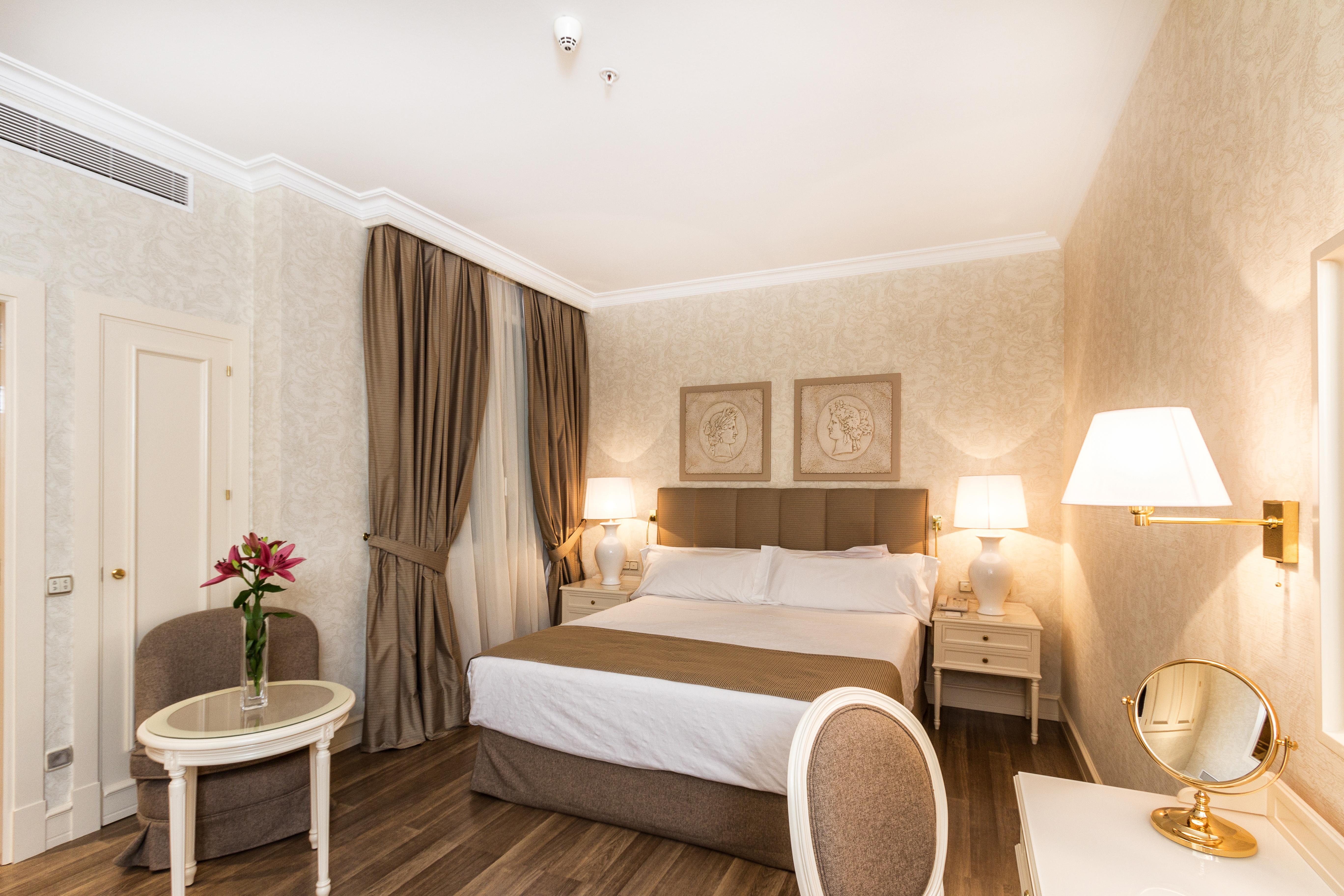 Hotel Atlantico Madrid Ngoại thất bức ảnh